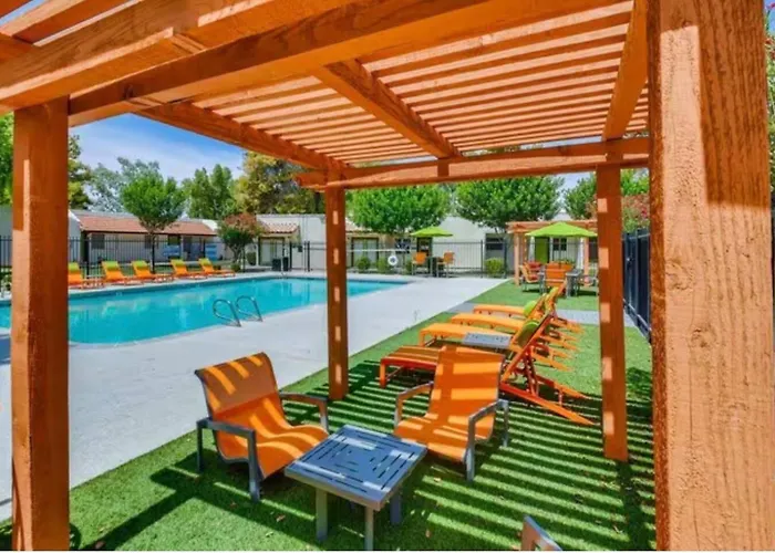Apartment Modern 1br Retreat Near Asu & Downtown Tempe