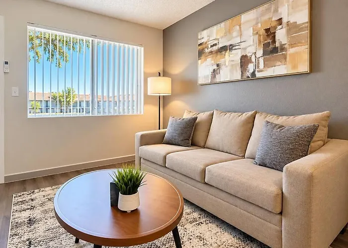 Modern 1br Retreat Near Asu & Downtown