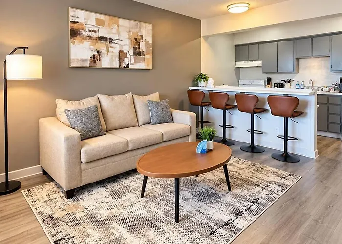 Modern 1br Retreat Near Asu & Downtown Apartment